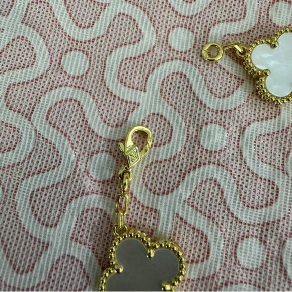 VCA Vintage Alhambra 10 Motifs White Mother of Pearl 18kt Yellow Gold - Picture 3 of 8